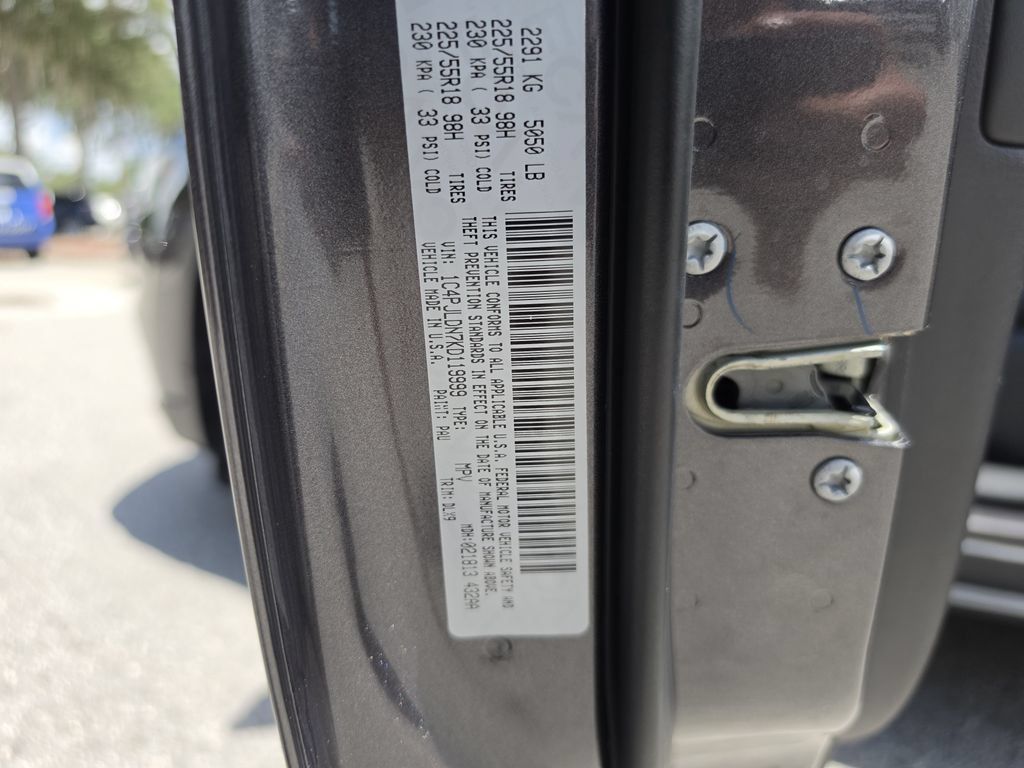 Certified 2019 Jeep Cherokee Limited FWD image 35