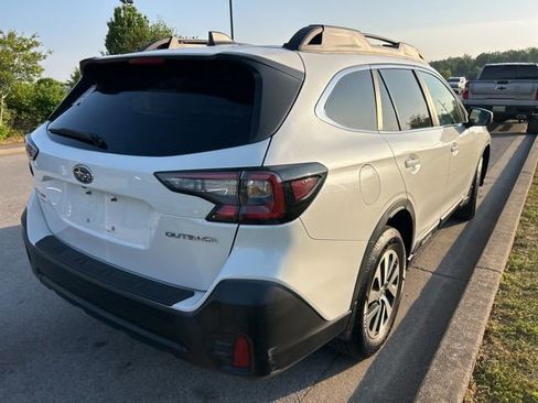 Used 2020 Subaru Outback Premium AWD/4WD image 3