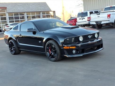 Used 2008 Ford Mustang GT image 7