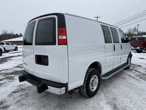 Used 2024 Chevrolet Express 2500 w/ Driver Convenience Package image 5