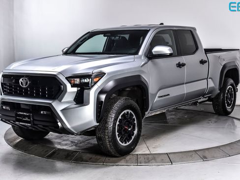 Used 2024 Toyota Tacoma TRD Off-Road AWD/4WD image 2
