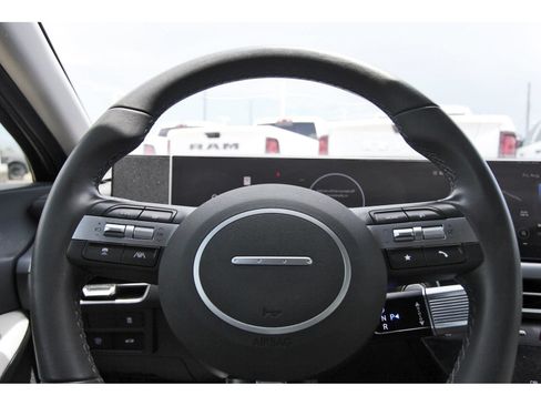 Used 2025 Hyundai Sonata SEL FWD image 16