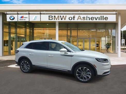 Used 2023 Lincoln Nautilus Reserve w/ Equipment Group 201A AWD/4WD image 1