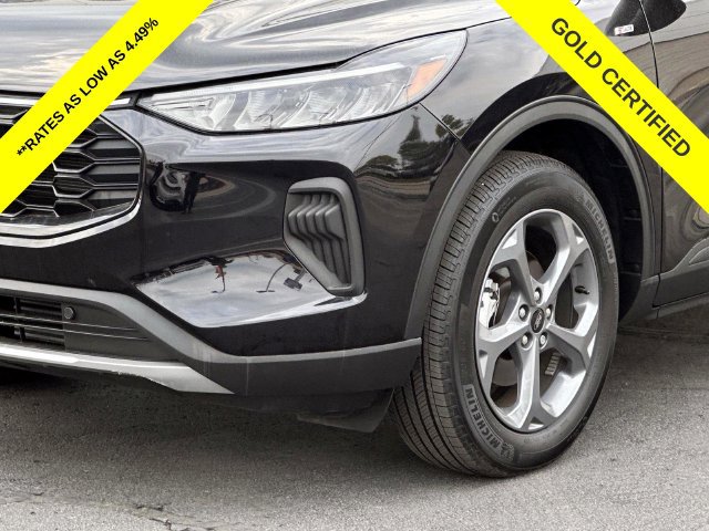 Certified 2025 Ford Escape ST-Line w/ Tech Pack #1 AWD/4WD image 5
