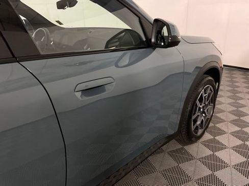 Certified 2025 BMW X2 xDrive28i AWD/4WD image 7