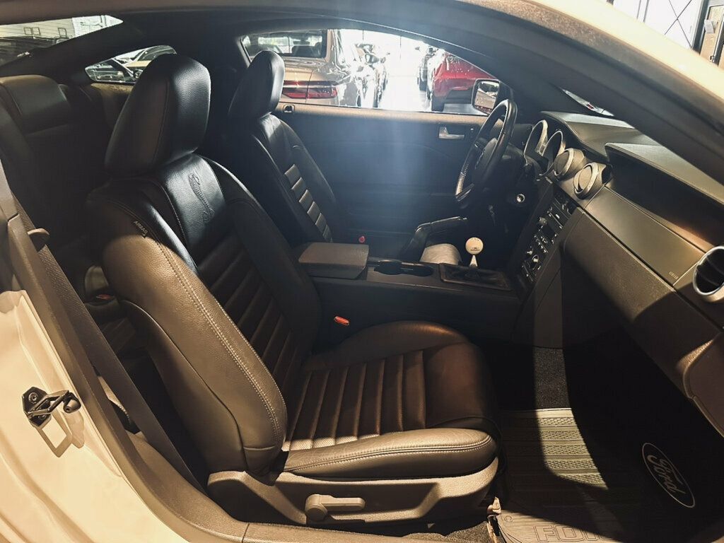 Used 2007 Ford Mustang Shelby GT500 RWD image 22