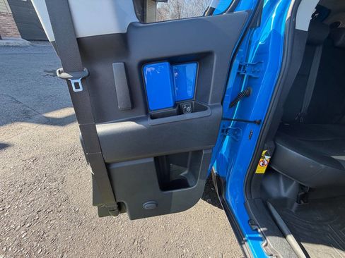 Used 2007 Toyota FJ Cruiser 4WD image 34