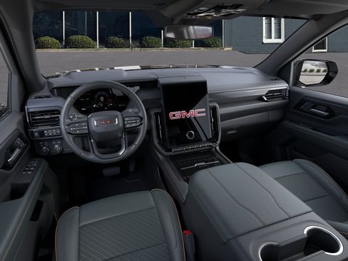 New 2026 GMC Yukon XL AT4 AWD/4WD image 39