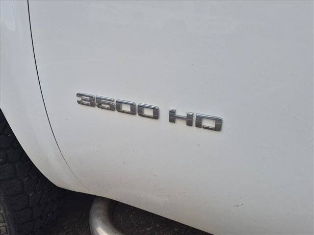 Used 2013 Chevrolet Silverado 3500 W/T AWD/4WD image 7