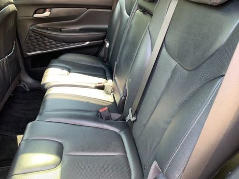 Used 2019 Hyundai Santa Fe Limited w/ Cargo Package FWD image 18