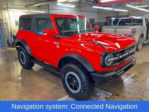Used 2023 Ford Bronco Outer Banks w/ Sasquatch Package image 2
