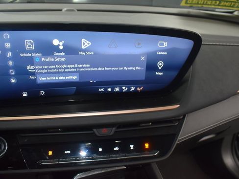 Used 2024 Buick Envision Sport Touring image 23