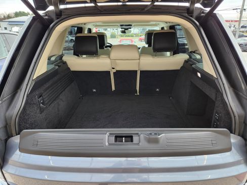 Used 2021 Land Rover Range Rover Westminster Edition image 8