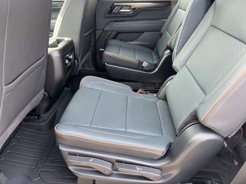 New 2026 GMC Yukon AT4 w/ Premium Trailering Package image 11