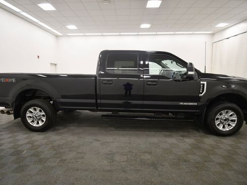 Used 2022 Ford F350 XLT w/ XLT Value Package image 8