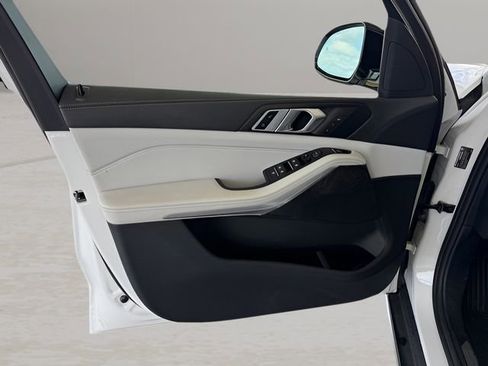 Used 2023 BMW X5 sDrive40i w/ Premium Package image 15