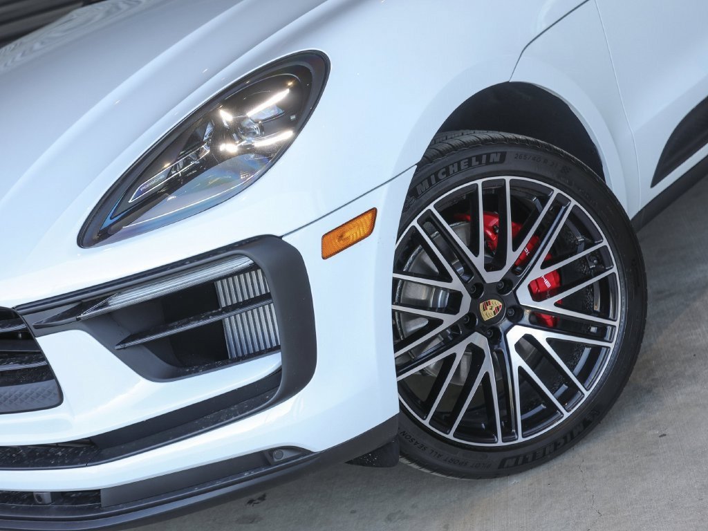 Certified 2026 Porsche Macan S AWD/4WD image 12