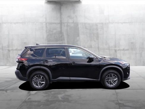 Used 2023 Nissan Rogue S AWD/4WD image 5