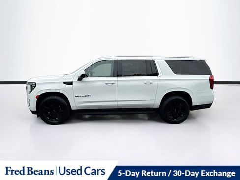 Used 2022 GMC Yukon XL SLE w/ Gmc Pro Safety Plus Package AWD/4WD image 4
