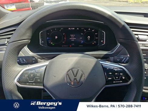 Certified 2024 Volkswagen Tiguan SEL R-Line AWD/4WD image 22