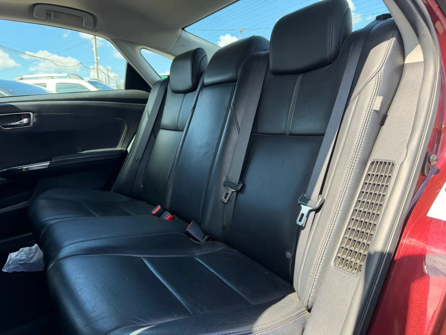 Used 2015 Toyota Avalon XLE Premium FWD image 12