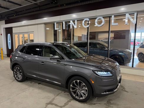 Used 2022 Lincoln Nautilus Reserve AWD/4WD image 6