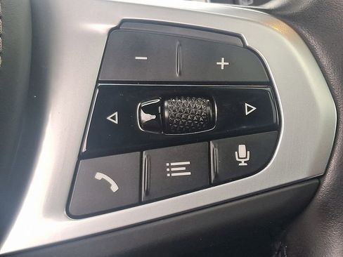 Certified 2024 BMW X7 xDrive40i w/ M Sport Package image 24