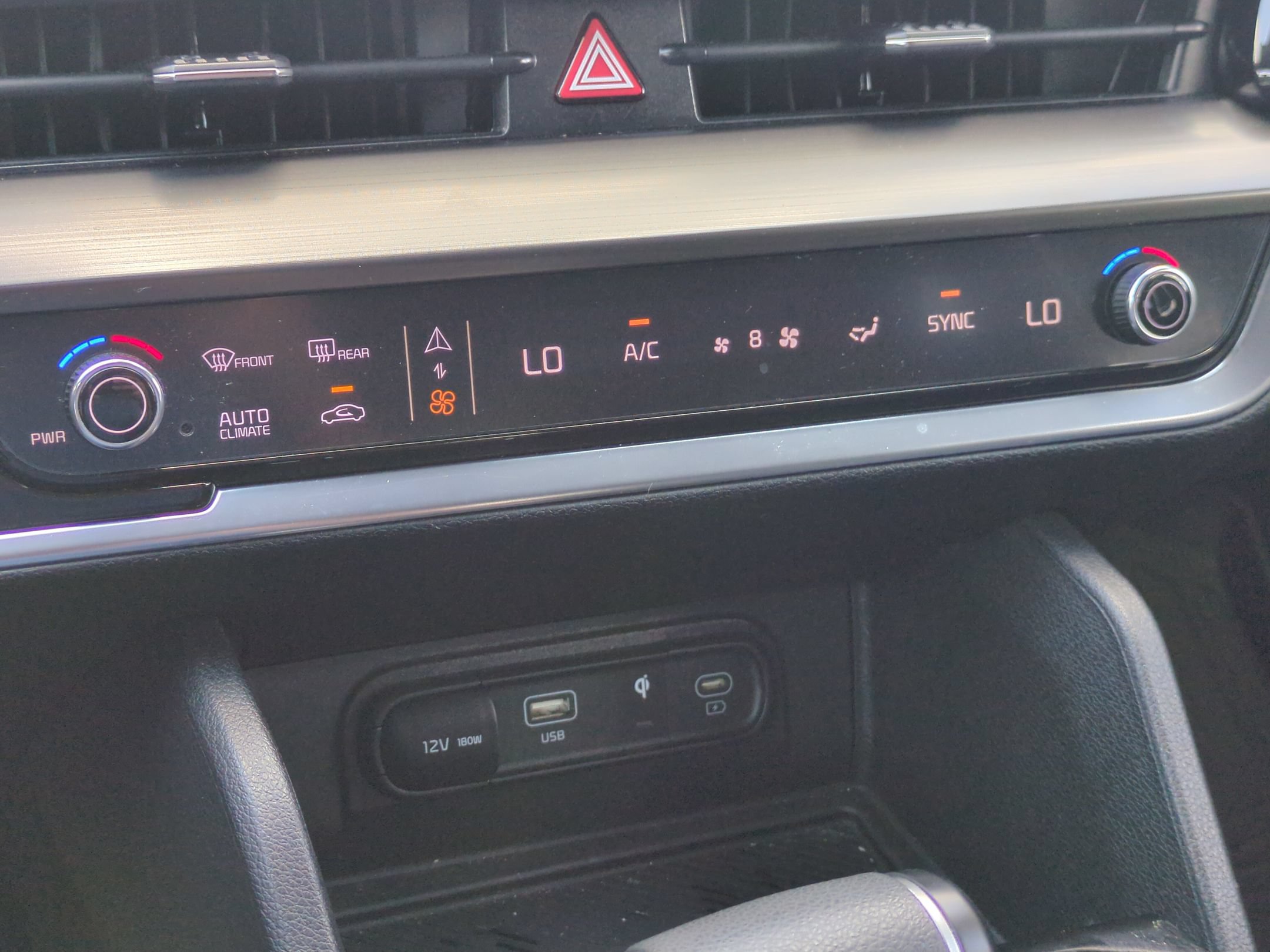 Used 2024 Kia Sportage EX FWD image 23