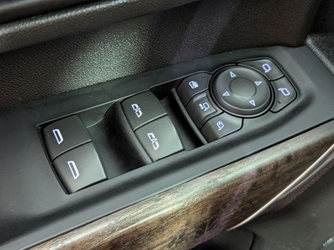 Used 2023 GMC Sierra 2500 Denali w/ Denali Ultimate Package image 20