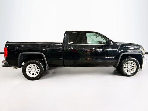 Used 2018 GMC Sierra 1500 SLE w/ SLE Value Package image 5