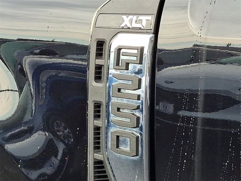 Used 2025 Ford F250 XLT w/ Snow Plow Prep Package image 31