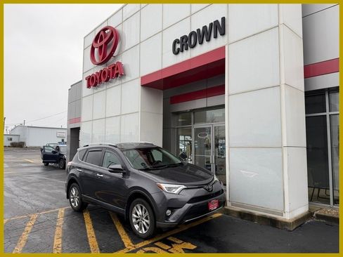 Used 2017 Toyota RAV4 Platinum image 1