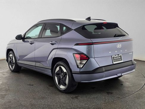 Used 2024 Hyundai Kona SEL FWD image 5