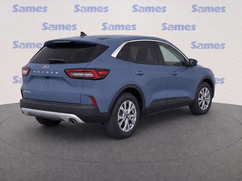 Used 2024 Ford Escape Active FWD image 3