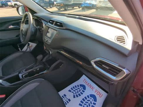 Certified 2022 Chevrolet TrailBlazer LT w/ Driver Confidence Package image 27