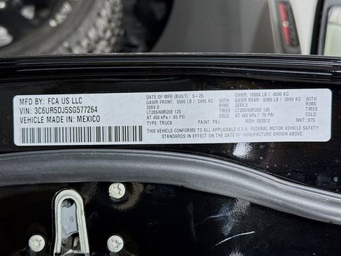 Used 2025 RAM 2500 Big Horn image 30