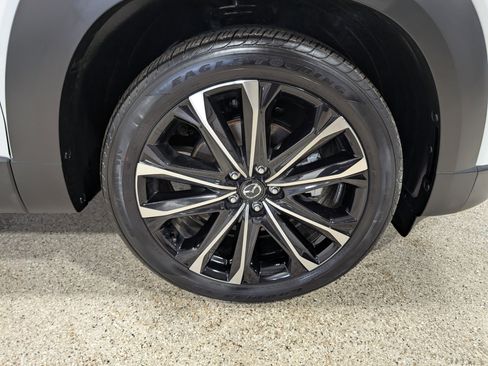 Used 2023 MAZDA CX-50 2.5 Turbo w/ Premium Plus Pkg image 12