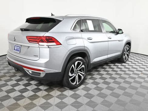 Certified 2023 Volkswagen Atlas Cross Sport SEL image 9