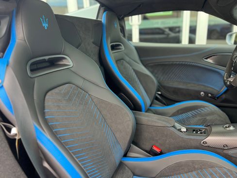 Used 2023 Maserati MC20 Spyder image 28