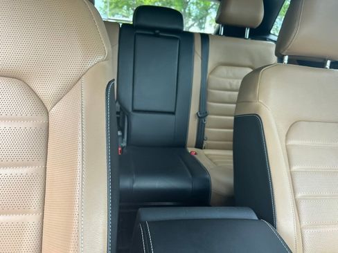 Certified 2024 Volkswagen Atlas Cross Sport SEL image 40