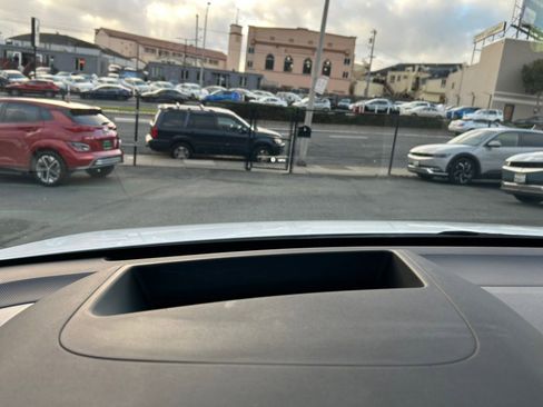 Used 2024 Hyundai Ioniq 5 Limited image 44