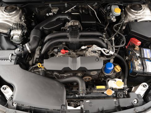 Used 2015 Subaru Outback 2.5i Limited image 34