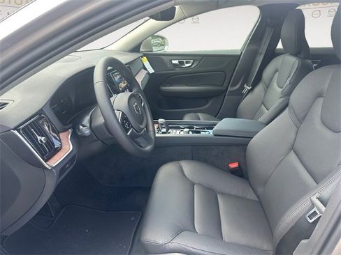 New 2026 Volvo V60 B5 Cross Country Plus w/ Protection Package Premier AWD/4WD image 9