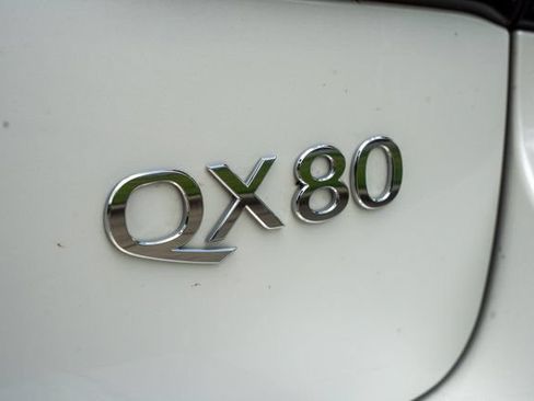 Used 2023 INFINITI QX80 Sensory w/ Cargo Package AWD/4WD image 9