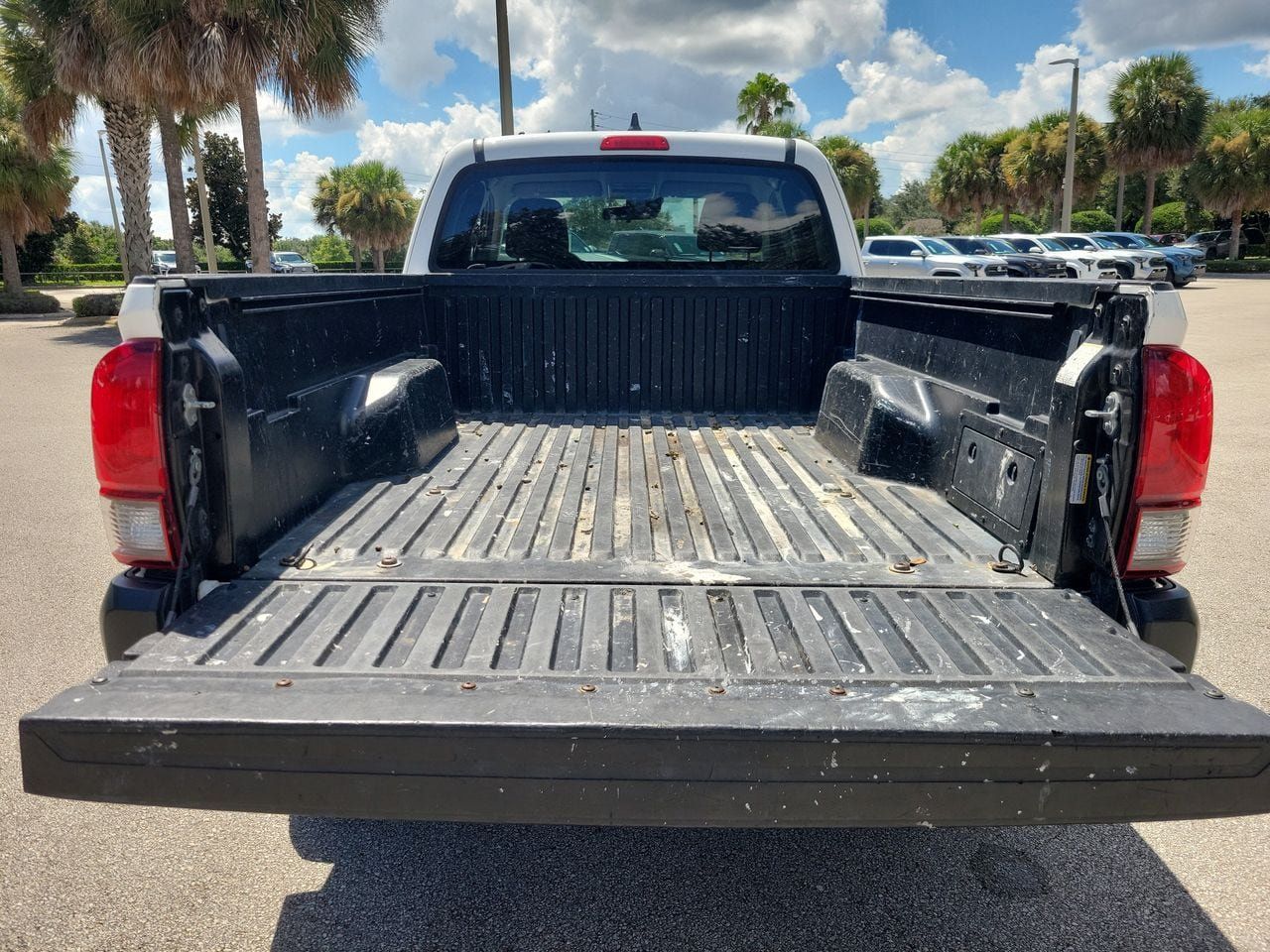 Used 2022 Toyota Tacoma SR RWD image 7