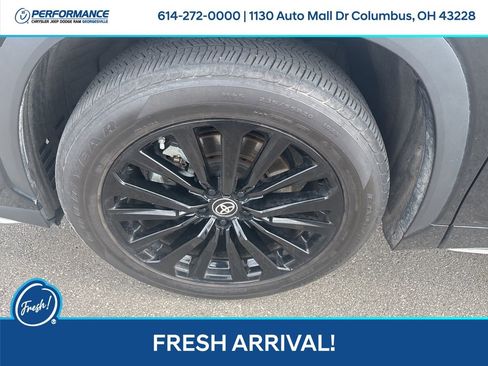 Used 2024 Toyota Highlander XSE image 10