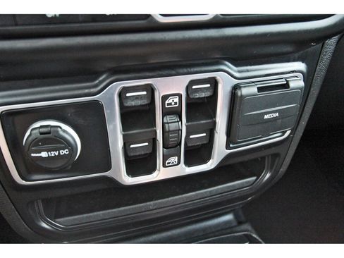 Used 2023 Jeep Gladiator Sport AWD/4WD image 28