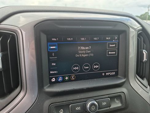 Used 2021 Chevrolet Silverado 1500 Custom RWD image 20