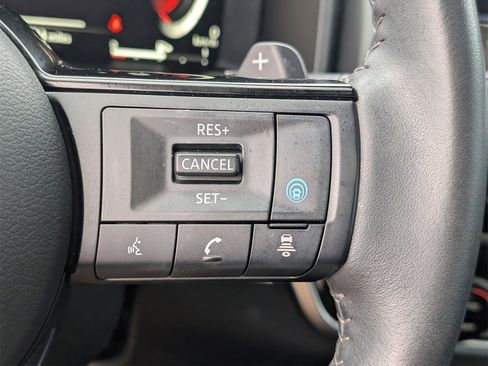 Certified 2024 Nissan Rogue SL w/ SL Premium Package image 21