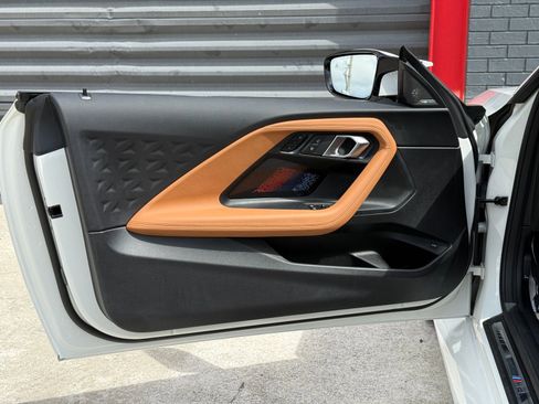 Used 2024 BMW M2 w/ Lighting Package image 14